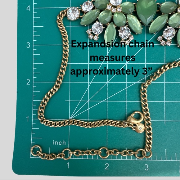 J Crew Factory Gold Tone and Green Statement Bib Necklace - Picture 14 of 16